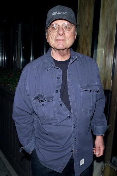 harris yulin net worth|Harris Yulin Biography